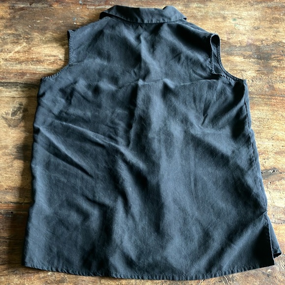 Vintage Silk Button down vest sleeveless top - Picture 7 of 7